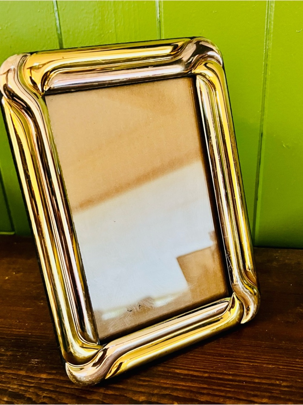 Fetco Art Deco Solid Brass Picture Frame with Shiny Metallic Finish 5x7”